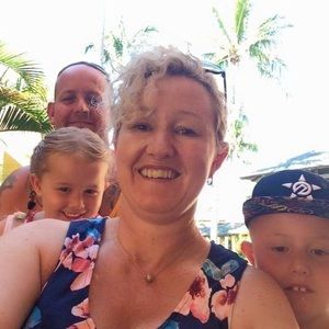 Meet your Posher, Lyndal